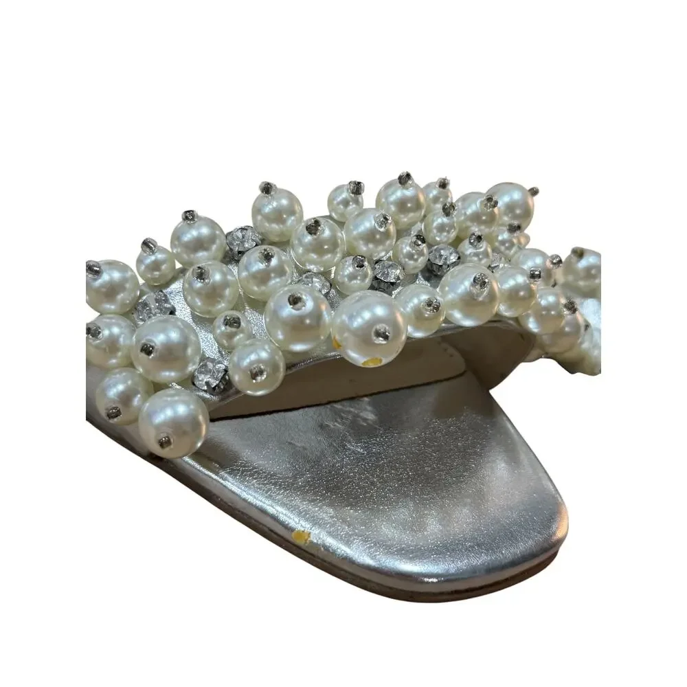 Blue by Betsey Johnson Fay Silver Pearl Rhinestone Heels Size 8.5 Bridal Wedding